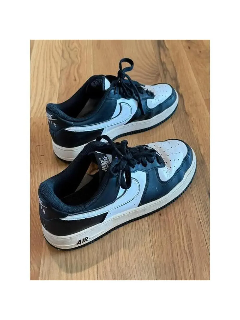 Nike Air Force 1 “07” panda men’s size 8 - read